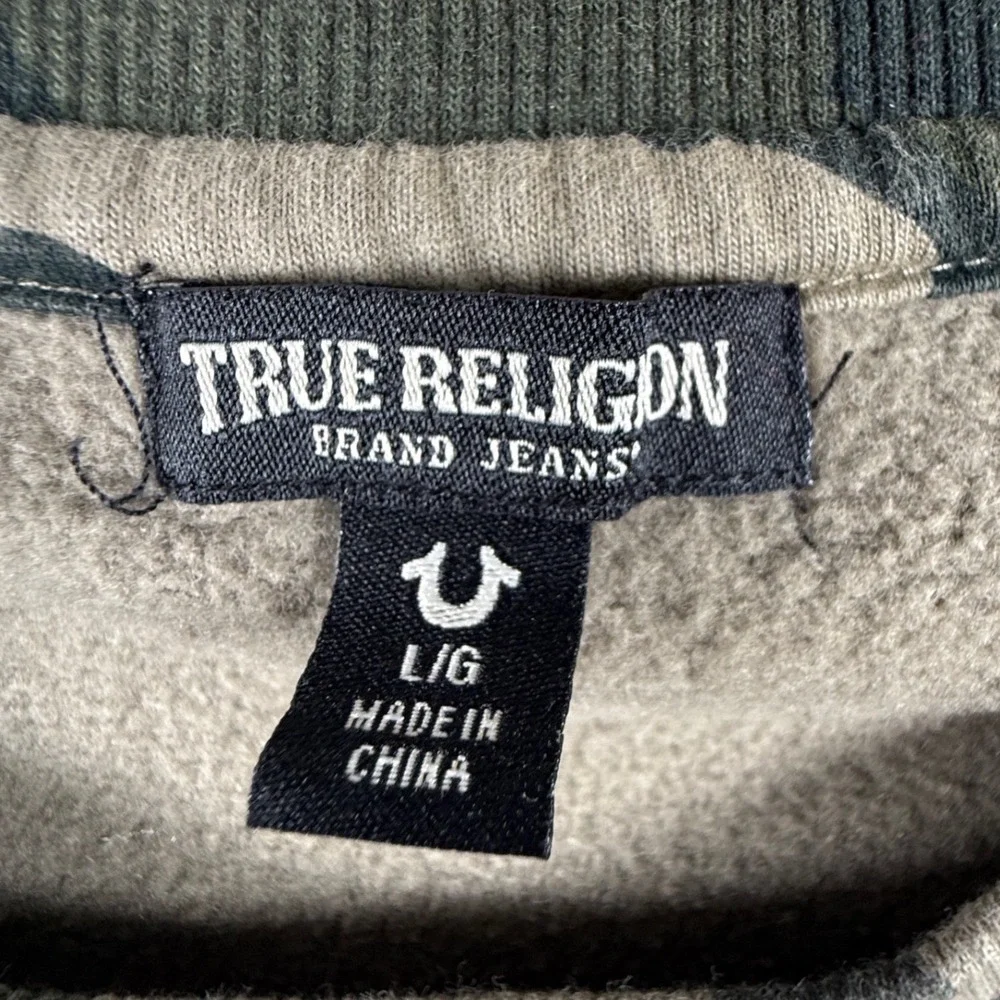 True Religion Mens Camo Buddha Guitar Graphic Crewneck Sweatshirt Large Green